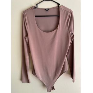 Express mauve long sleeve bodysuit, size L